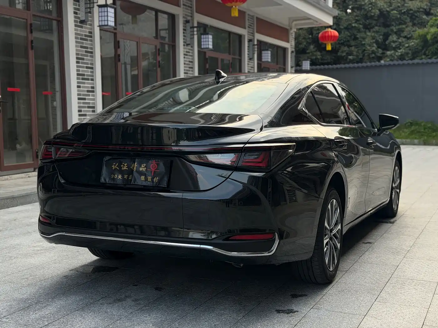 Lexus ES 2025 200 Ultimate Edition фото 6