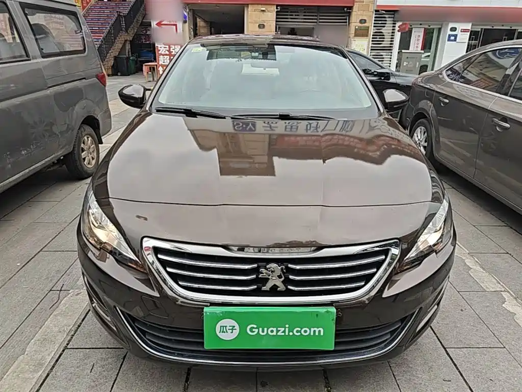 Peugeot 408 2014 1.8L Automatic Luxury Edition фото 3