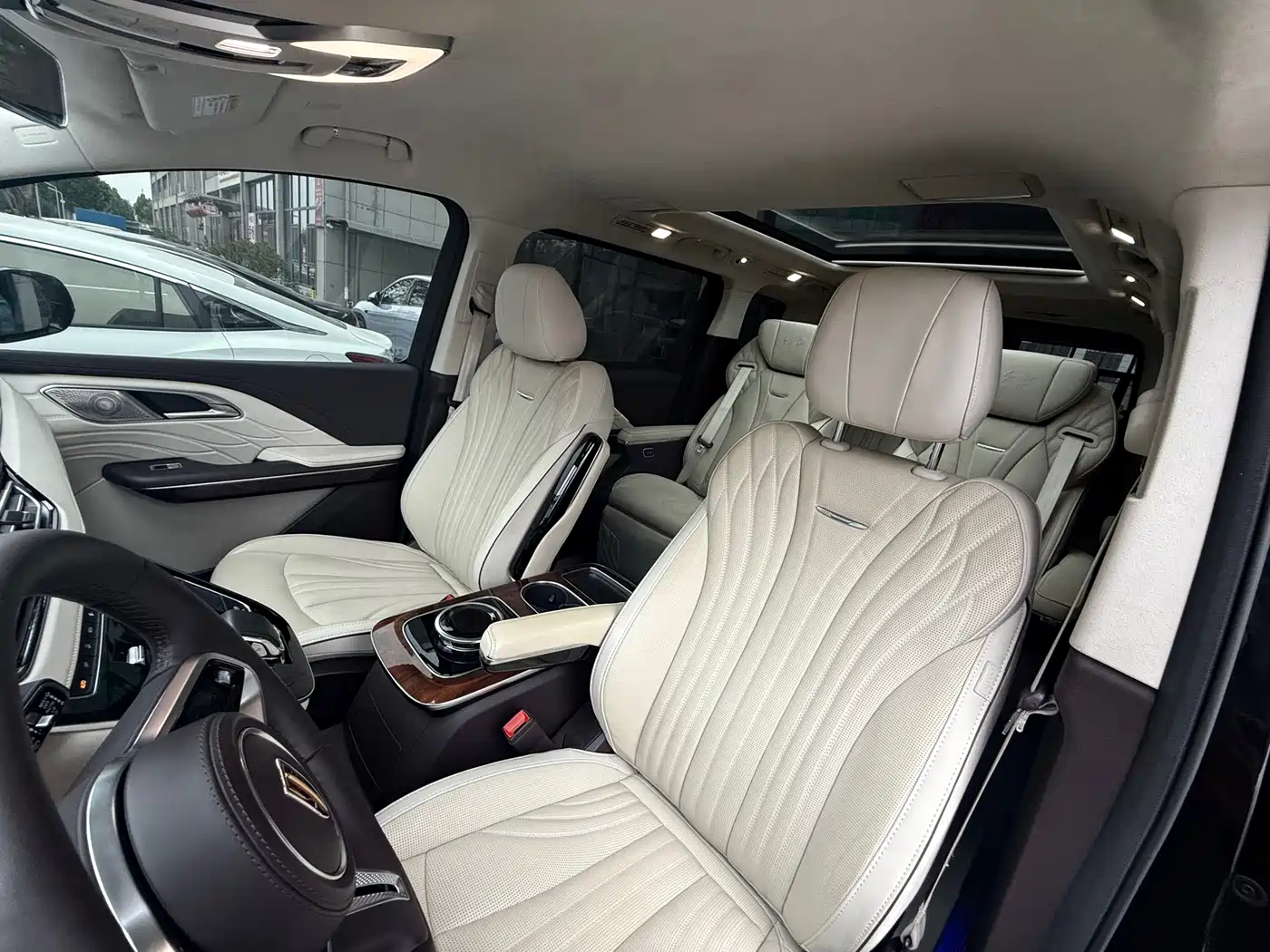 Hongqi HQ9 2023 2.0T Smart Connect Flagship фото 31
