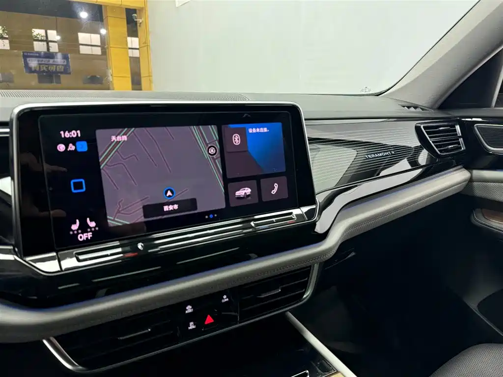 Volkswagen Teramont 2021 Teramont X 380TSI 4WD Premium Luxury Edition фото 11
