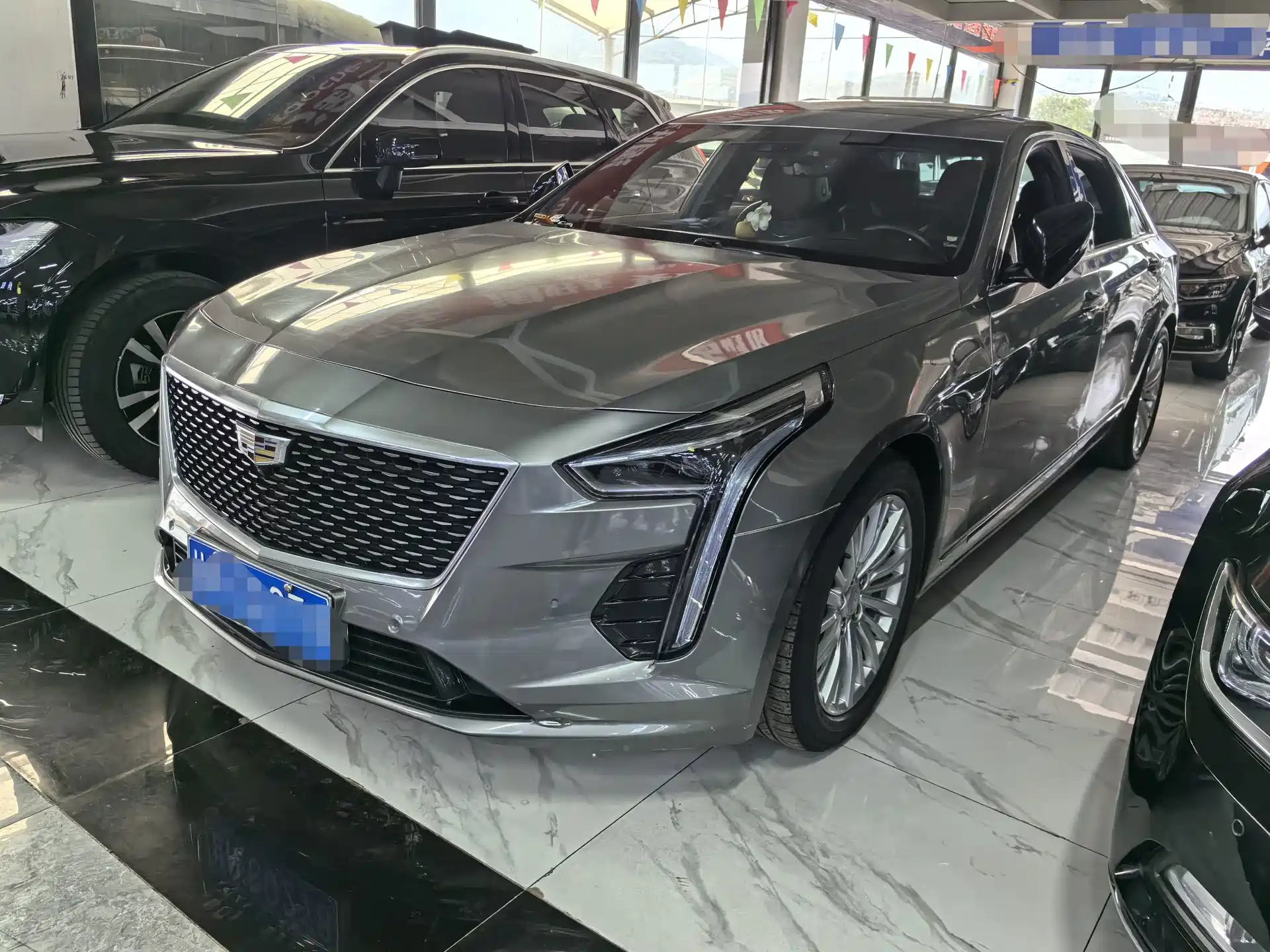 Фото 1 - Cadillac CT6