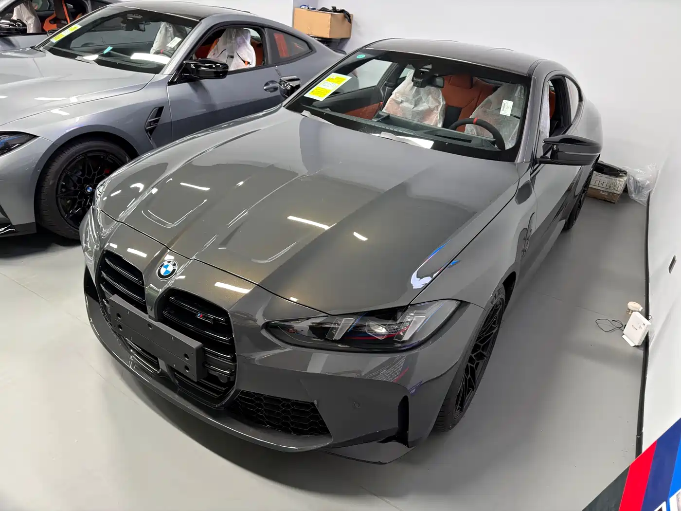 BMW M4 2024 BMW M4 Coupe M xDrive Competition фото 4