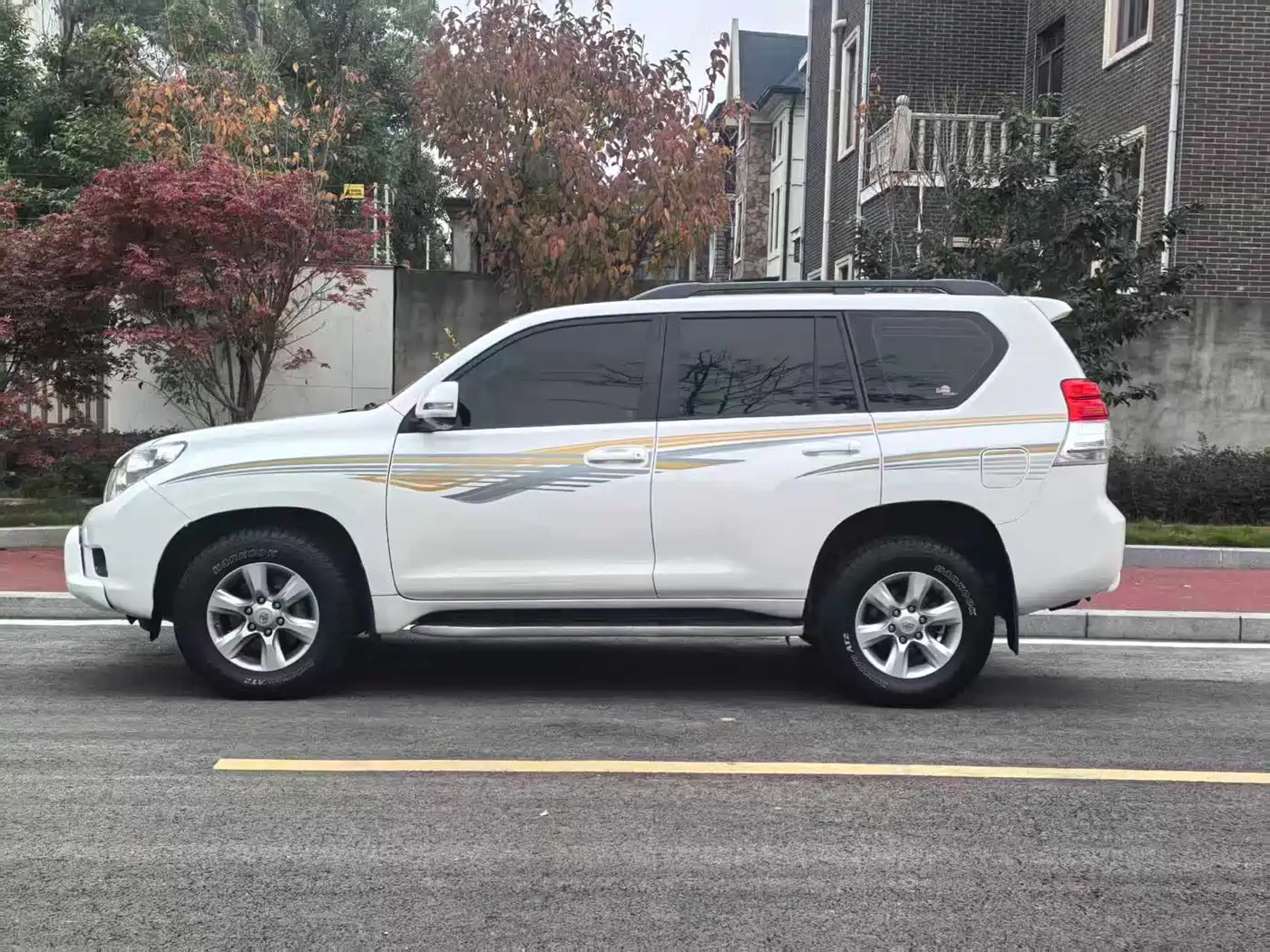 Toyota Prado 2010 4.0L Automatic TX фото 12