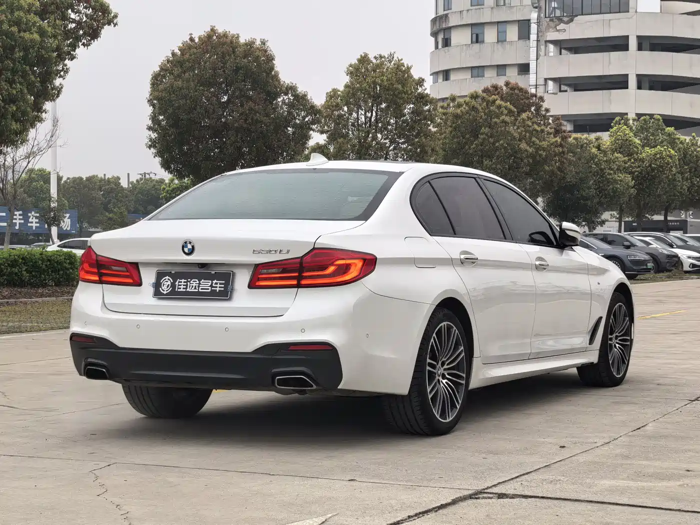 BMW 5 Series 2018 Facelift 530Li Exclusive M Sport Package фото 14