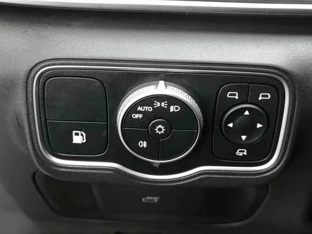Chery Fengyun Fengyun A8L 2025 2025 1.5TGDI 145km Luxury