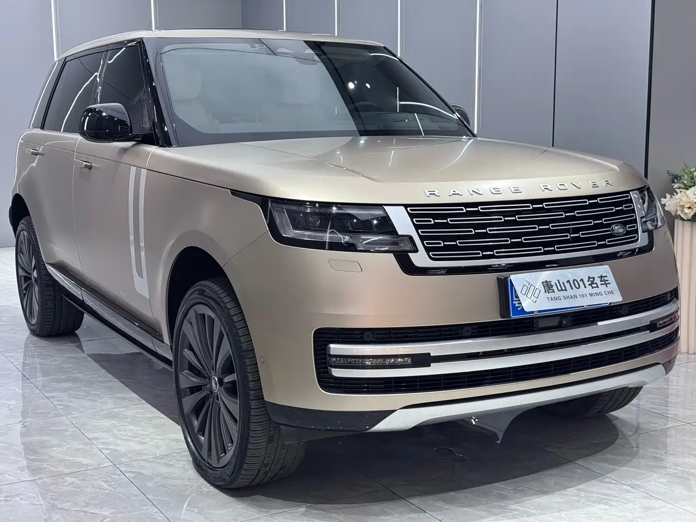 LAND ROVER RANGE ROVER