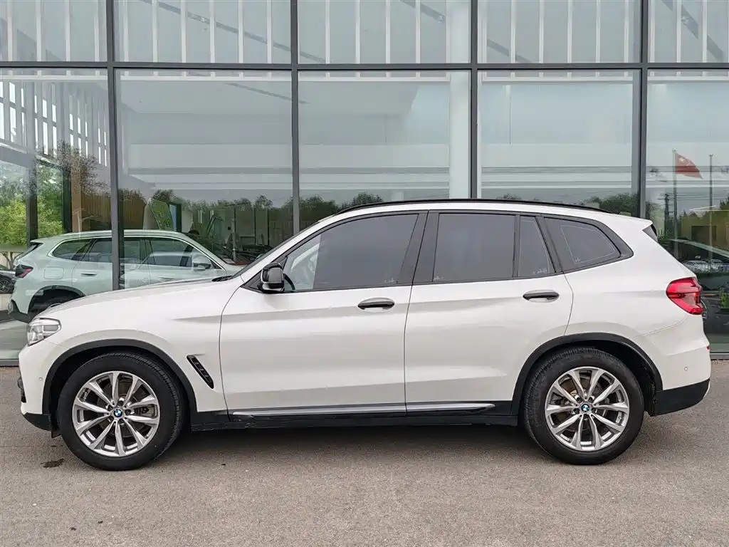 BMW X3 2020 xDrive25i Luxury Package фото 3
