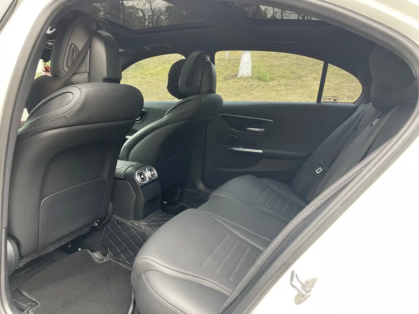 Mercedes-Benz C-Class 2023 C 260 L Sport фото 6