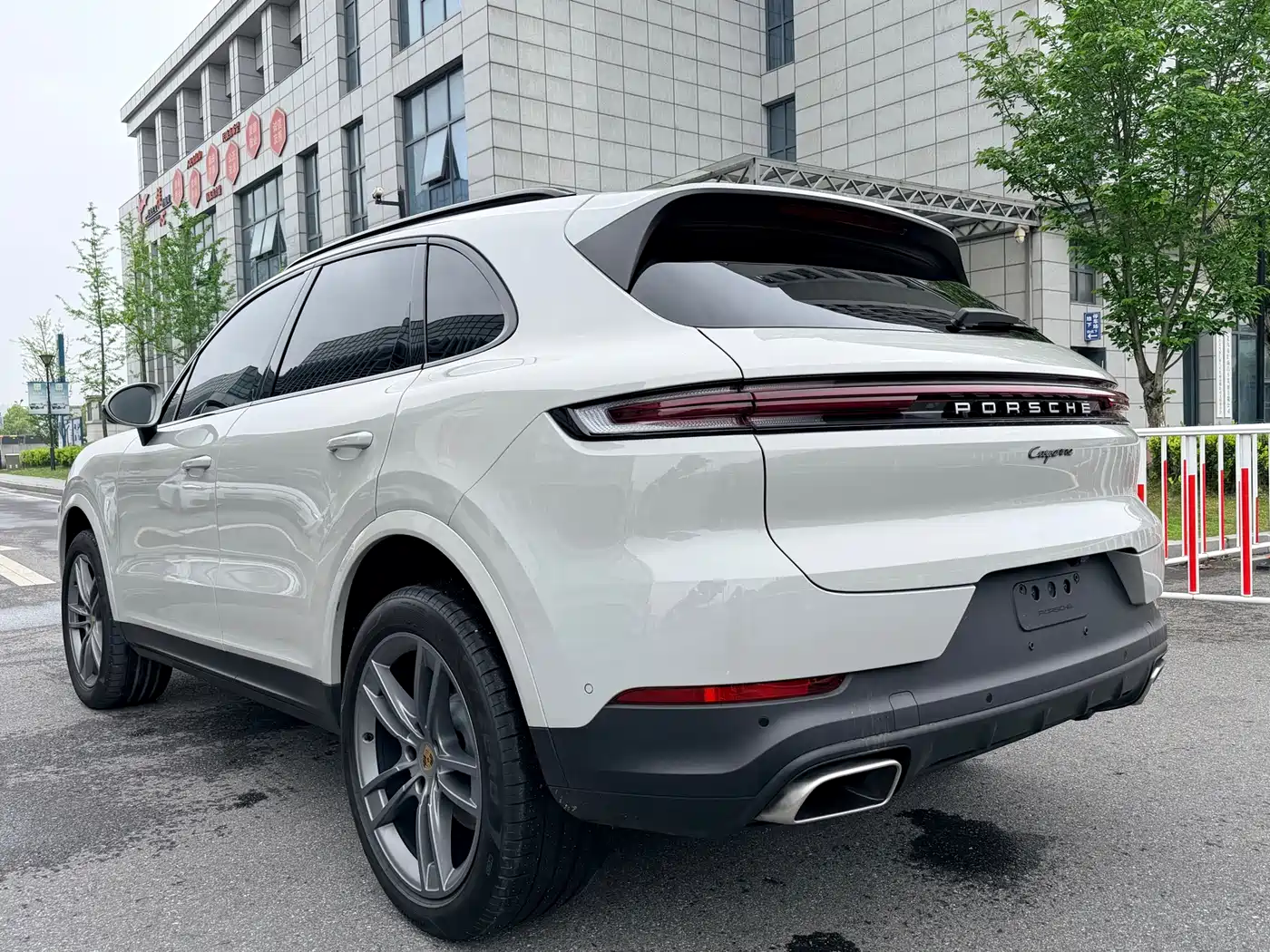 Porsche Cayenne 2024 Cayenne 3.0T фото 17