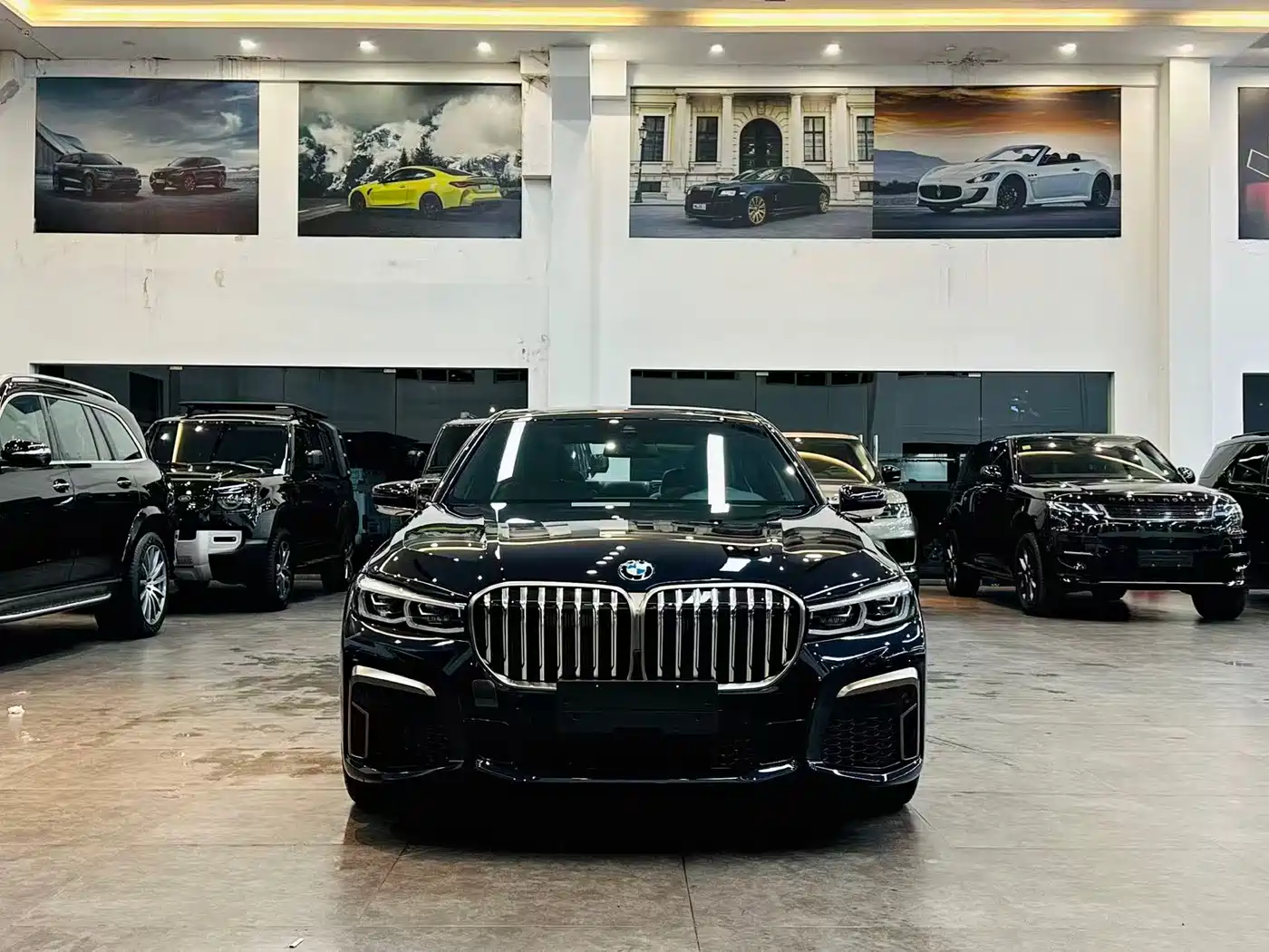 BMW 7 SERIES