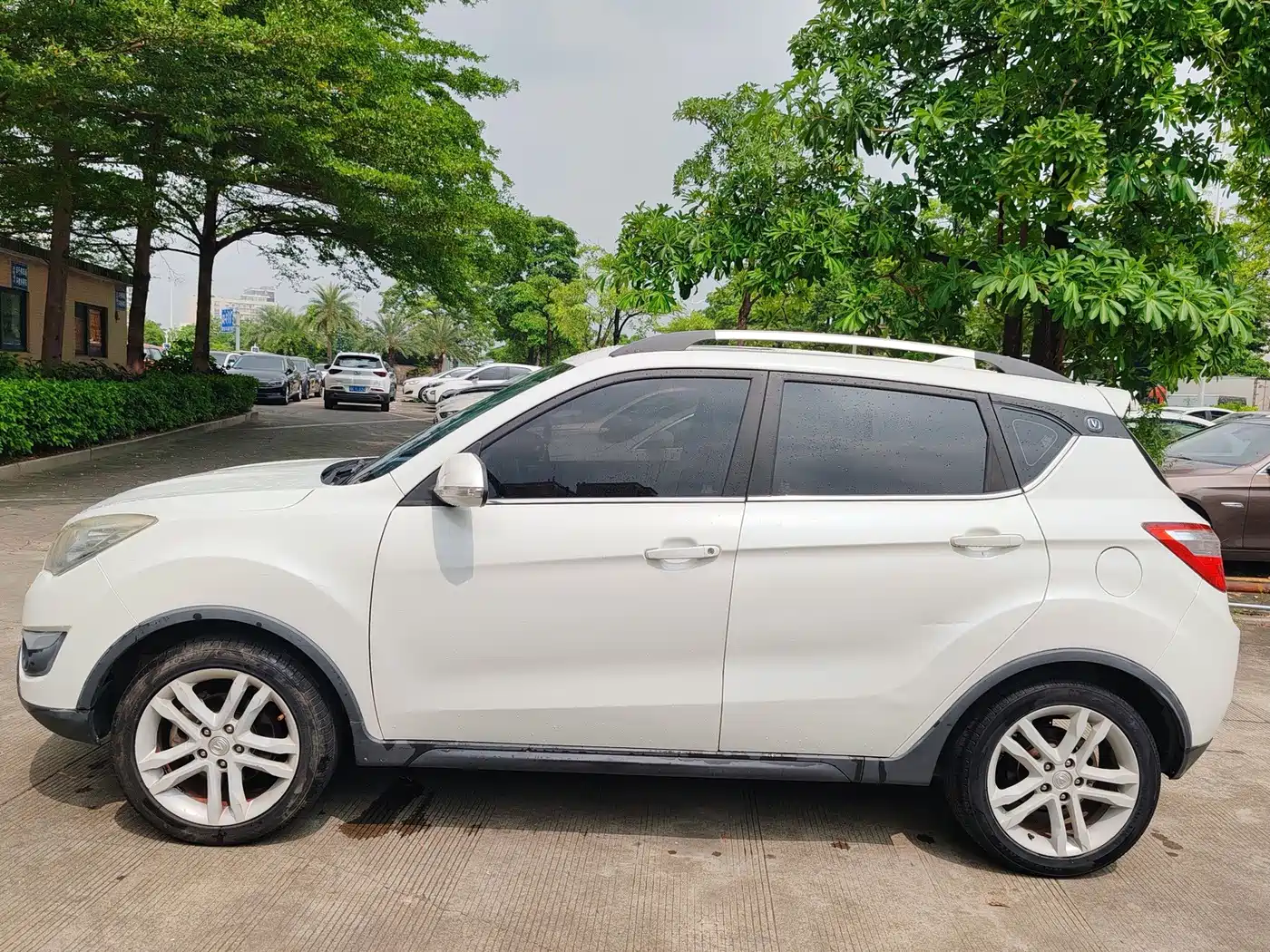 Changan CS35 2017 2016 1.6L Automatic Luxury Model China V