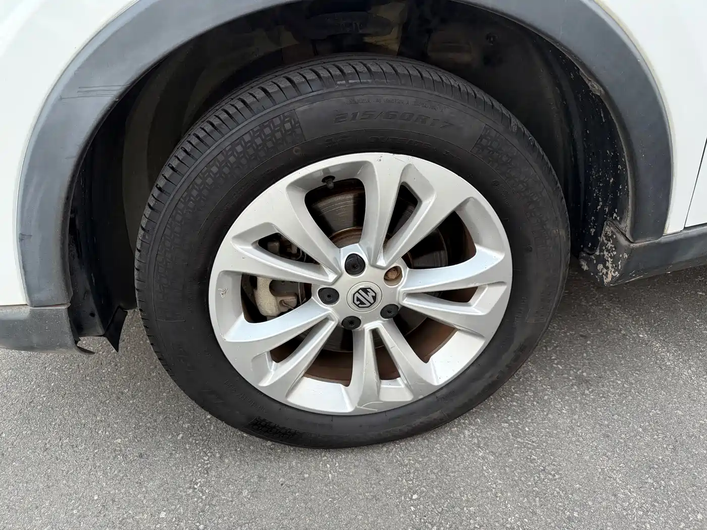 MG Roewe RX5 2016 2016 1.5TGI Manual Value Edition