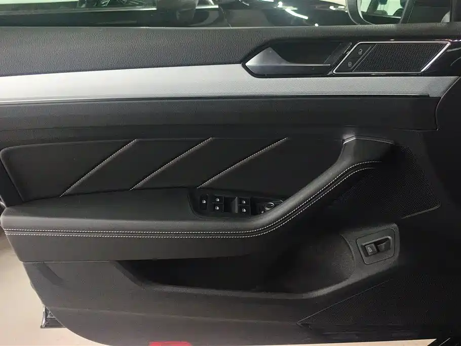 Volkswagen Magotan 2025 Popular Edition 280TSI DSG Comfort фото 7