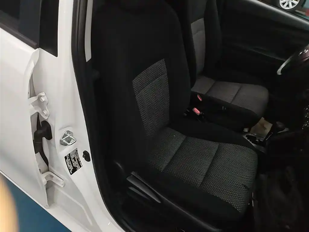 Toyota Vios FS 2017 1.5L CVT Fengchi Edition фото 25