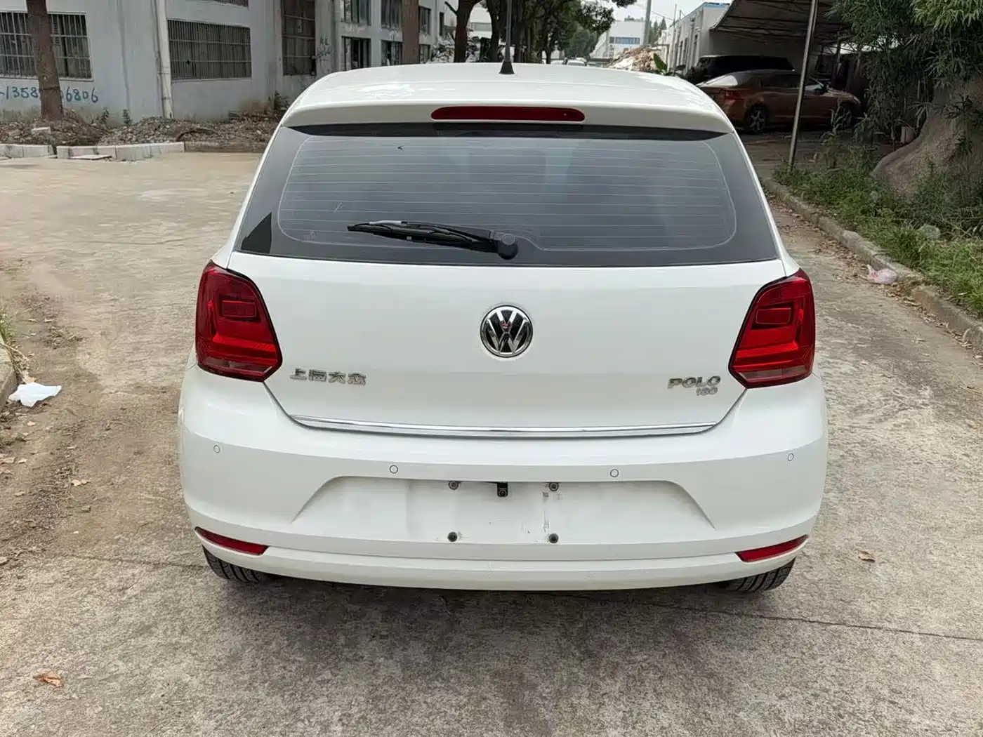 Volkswagen Polo 2016 1.6L Automatic Luxury фото 6
