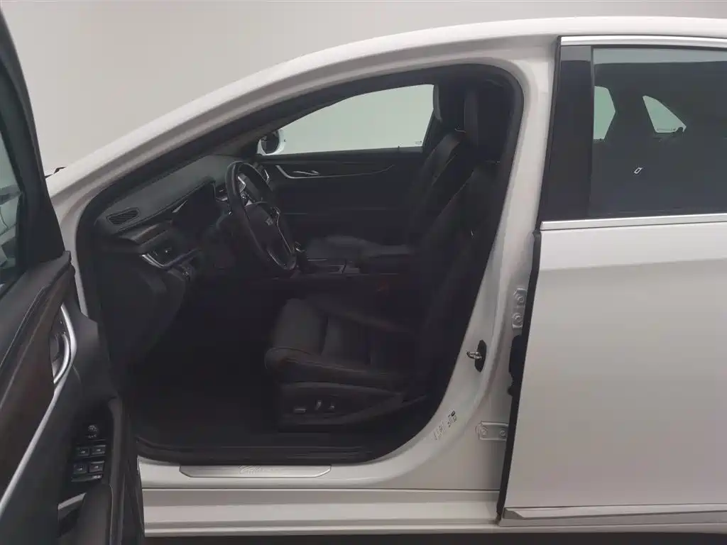 Cadillac XTS 2018 28T Elite фото 10