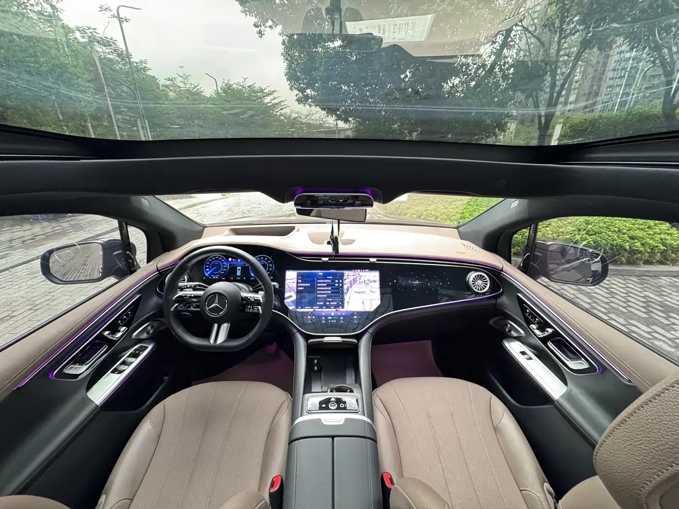 MERCEDES-BENZ EQE SUV