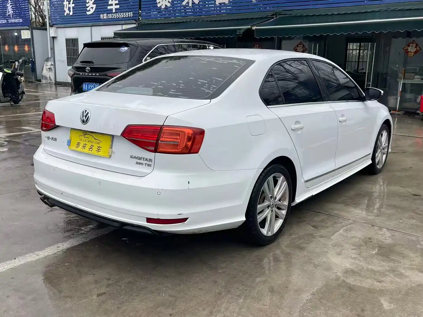 Volkswagen Sagitar 2018 280TSI DSG Spark Edition фото 9