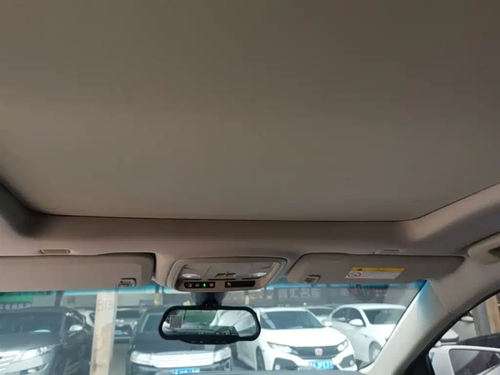 Cadillac XTS 2018 28T Technology фото 18