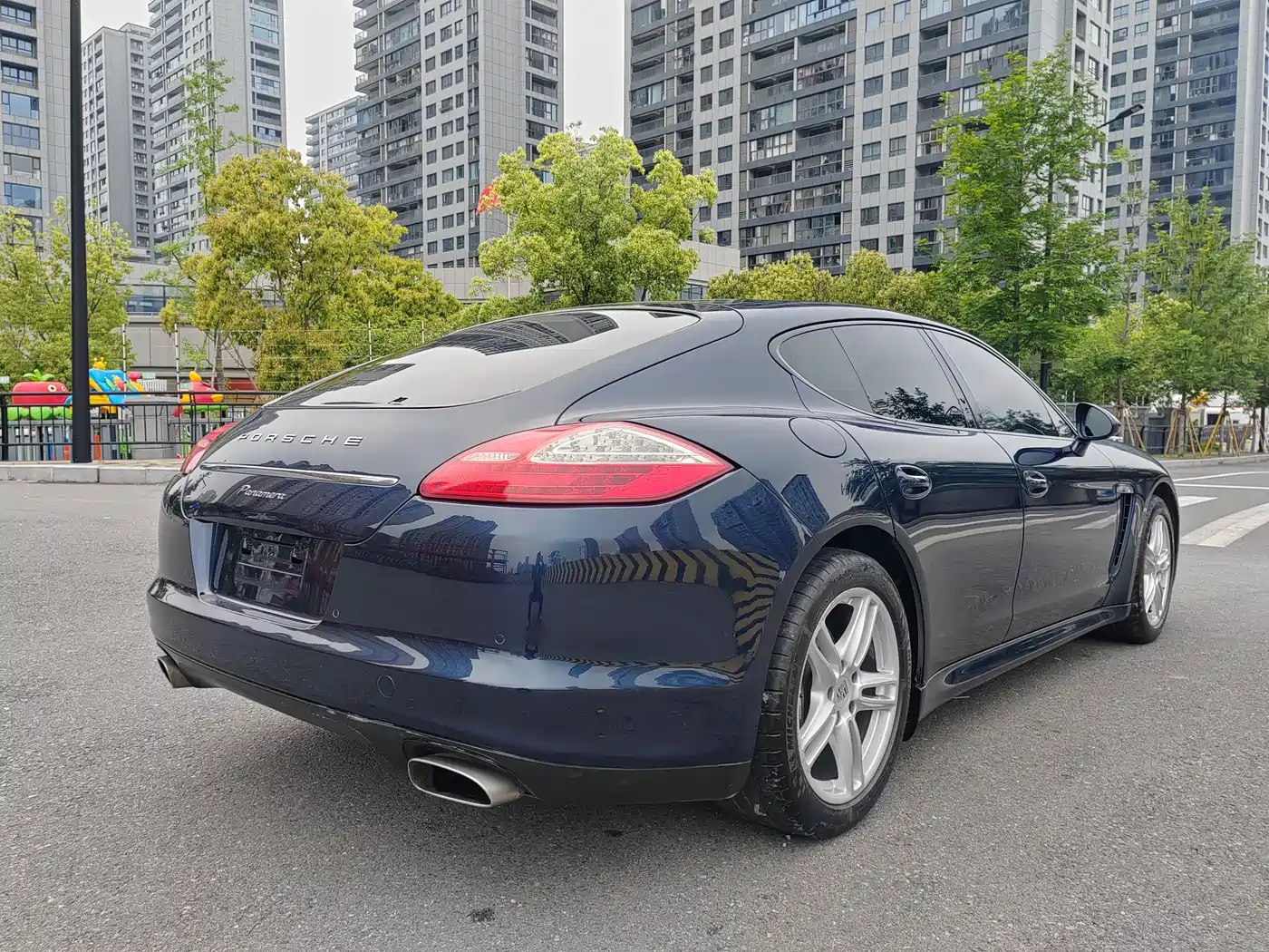 Porsche Panamera 2010 Panamera 3.6L фото 6