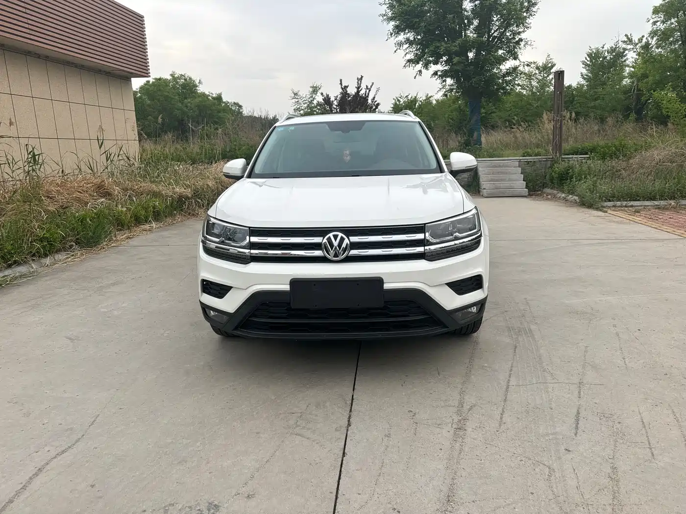 Volkswagen Tharu 2020 280TSI 2WD Luxury Edition China VI фото 2