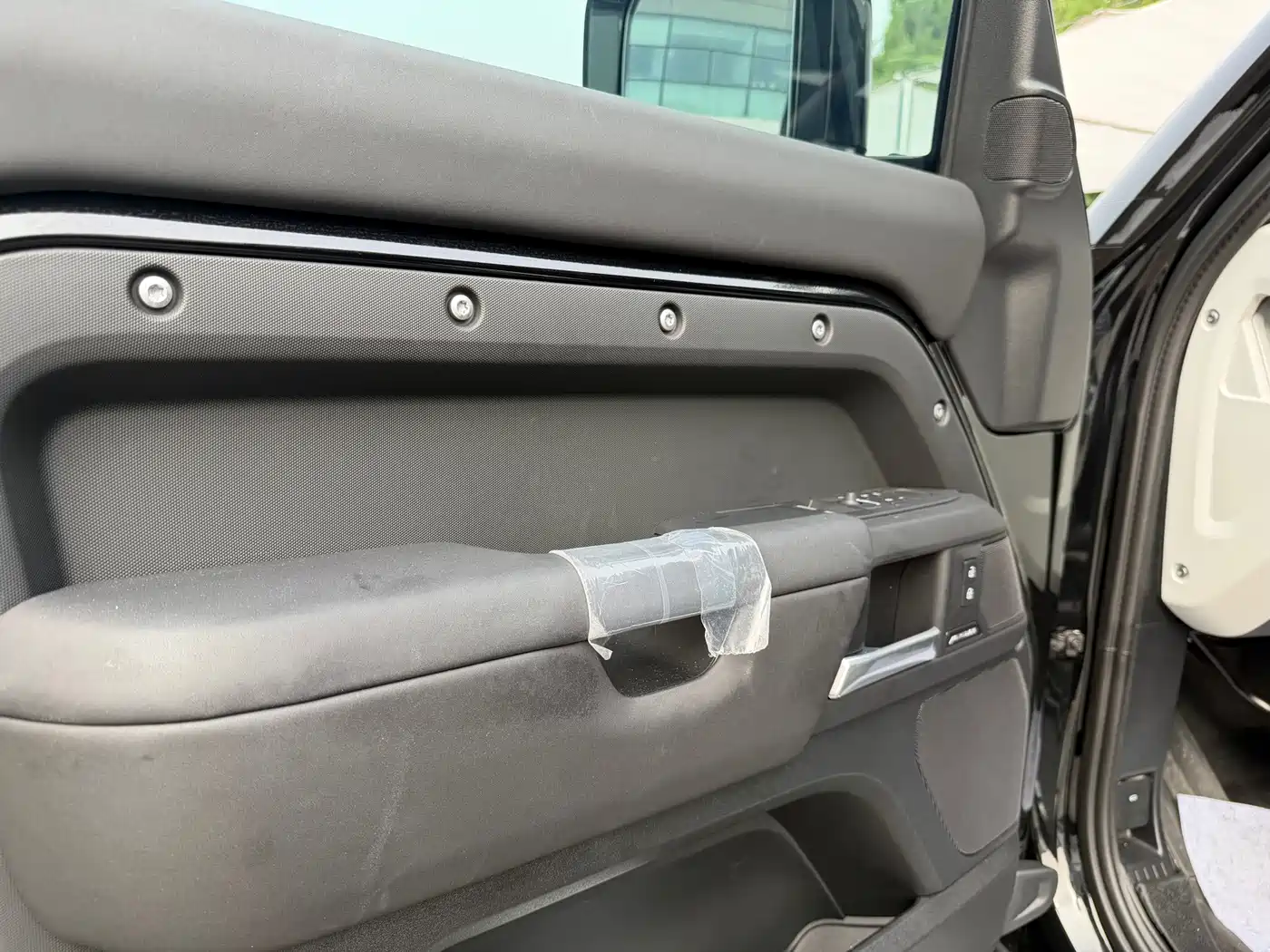 Land Rover Defender 2026 2025 90 2.0T P300 S