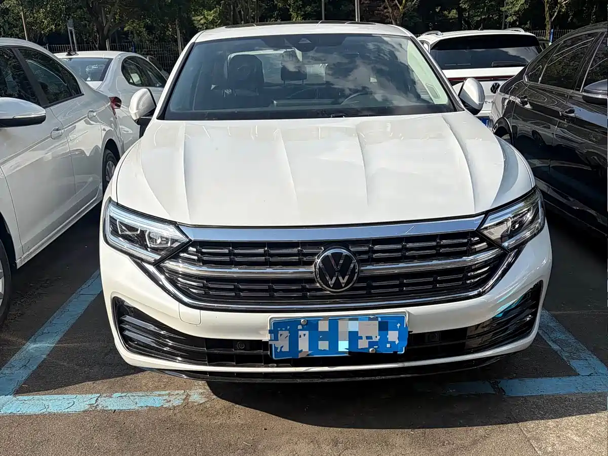 Volkswagen Sagitar 2023 300TSI DSG Excellence Edition