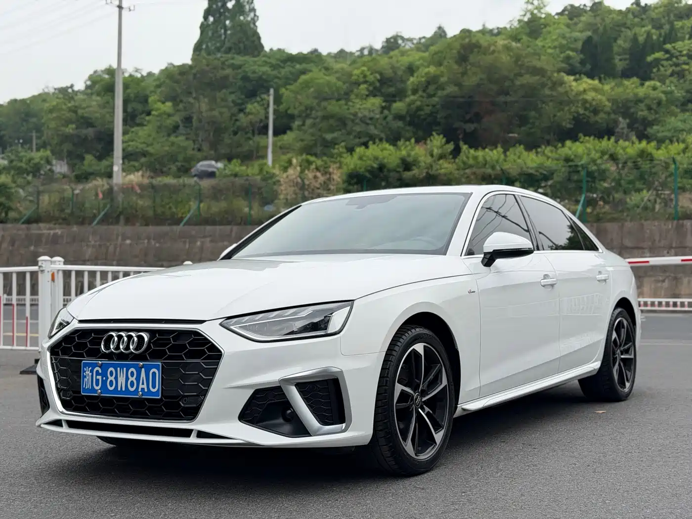 Audi A4L 2020 40 TFSI Fashion Dynamic Edition