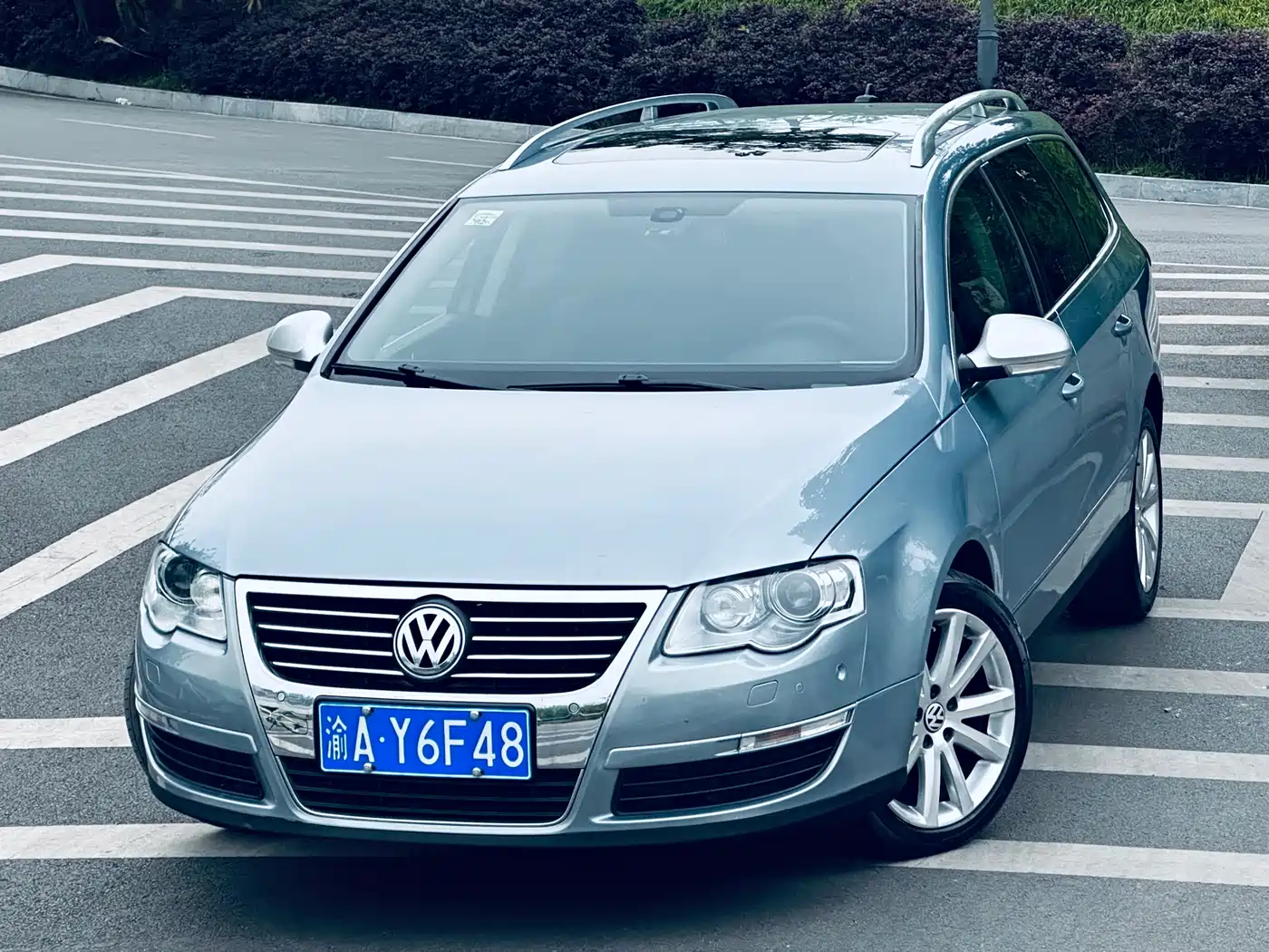Volkswagen Passat 2011 2.0T Wagon Luxury