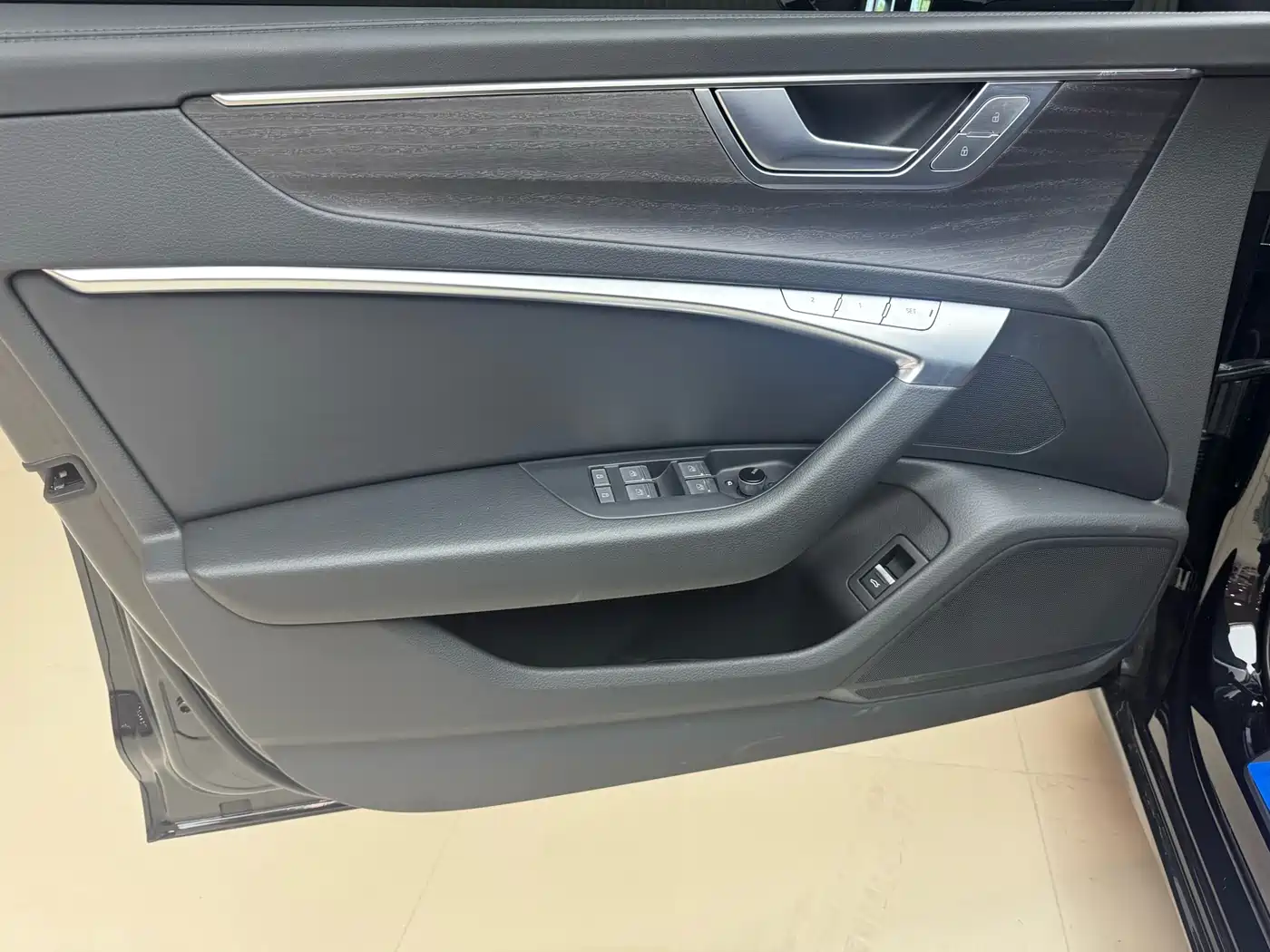 Audi A6L 2024 45 TFSI quattro Premium Dynamic фото 10