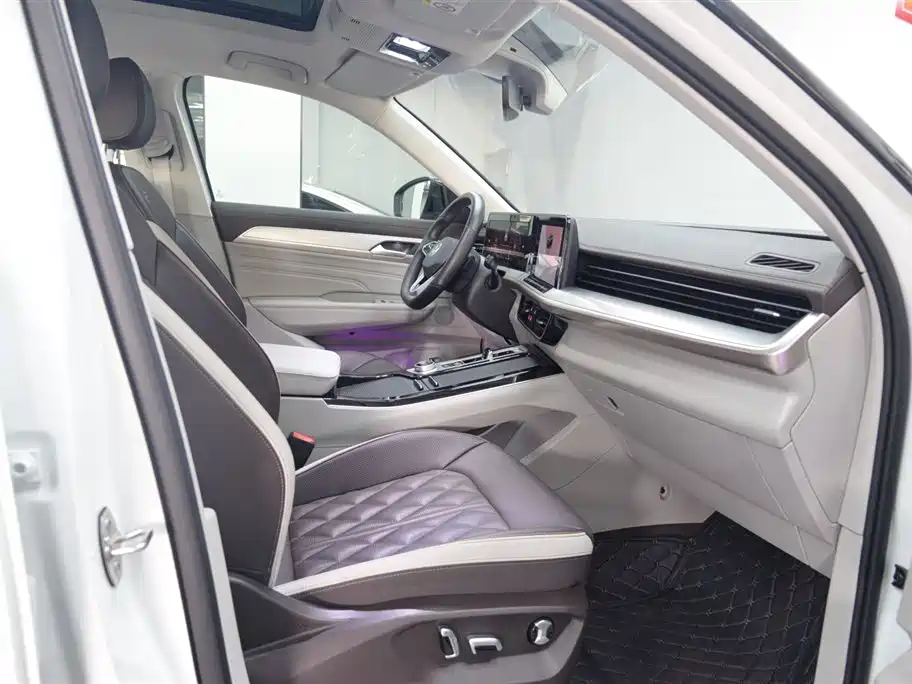 Volkswagen Talagon 2023 380TSI 4WD R-Line Touring Edition фото 24