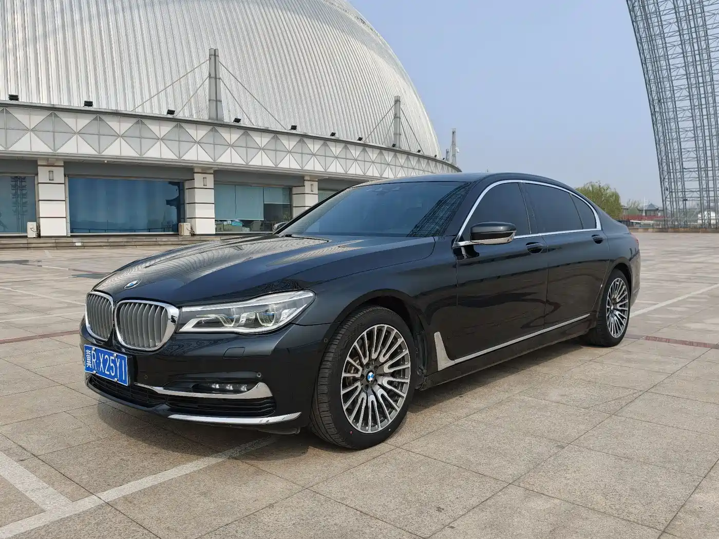 BMW 7 SERIES
