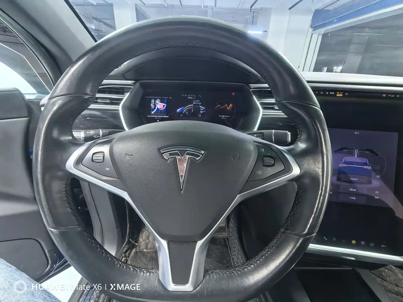 TESLA MODEL X