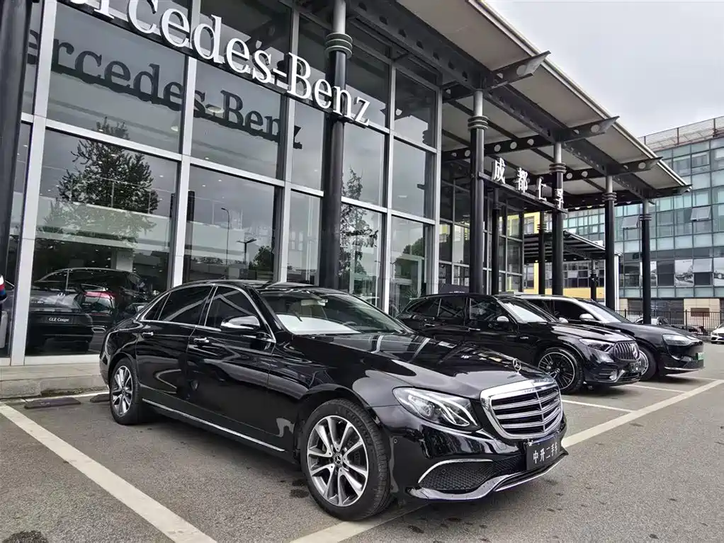 Mercedes-Benz E-Class 2020 E 260 L фото 3