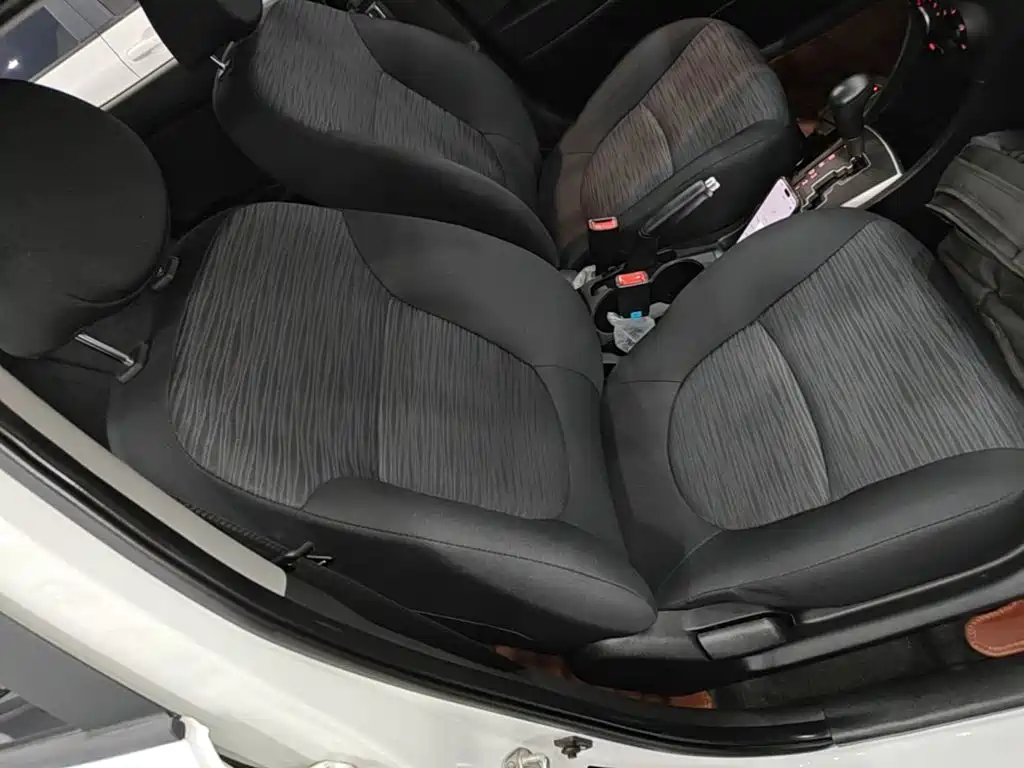 Hyundai Reina 2016 2014 Model 1.4L Automatic GLX