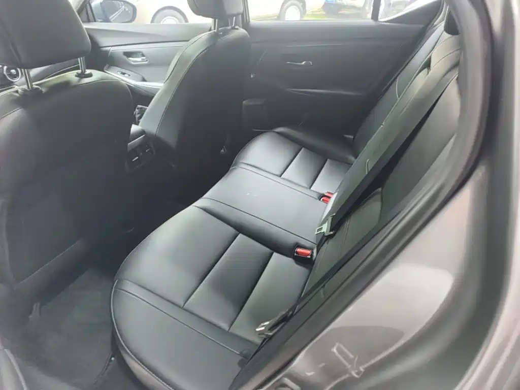 Nissan SYLPHY, миниатюра 17