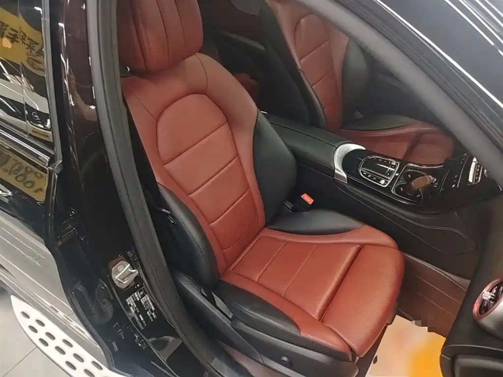 Mercedes-Benz GLC 2020 GLC 260 L 4MATIC Luxury фото 25