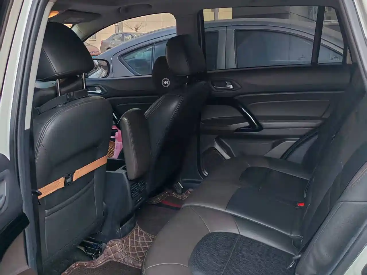 GAC Trumpchi Trumpchi GS4 2017 235T Automatic 2WD Luxury Smart Connected Edition фото 3