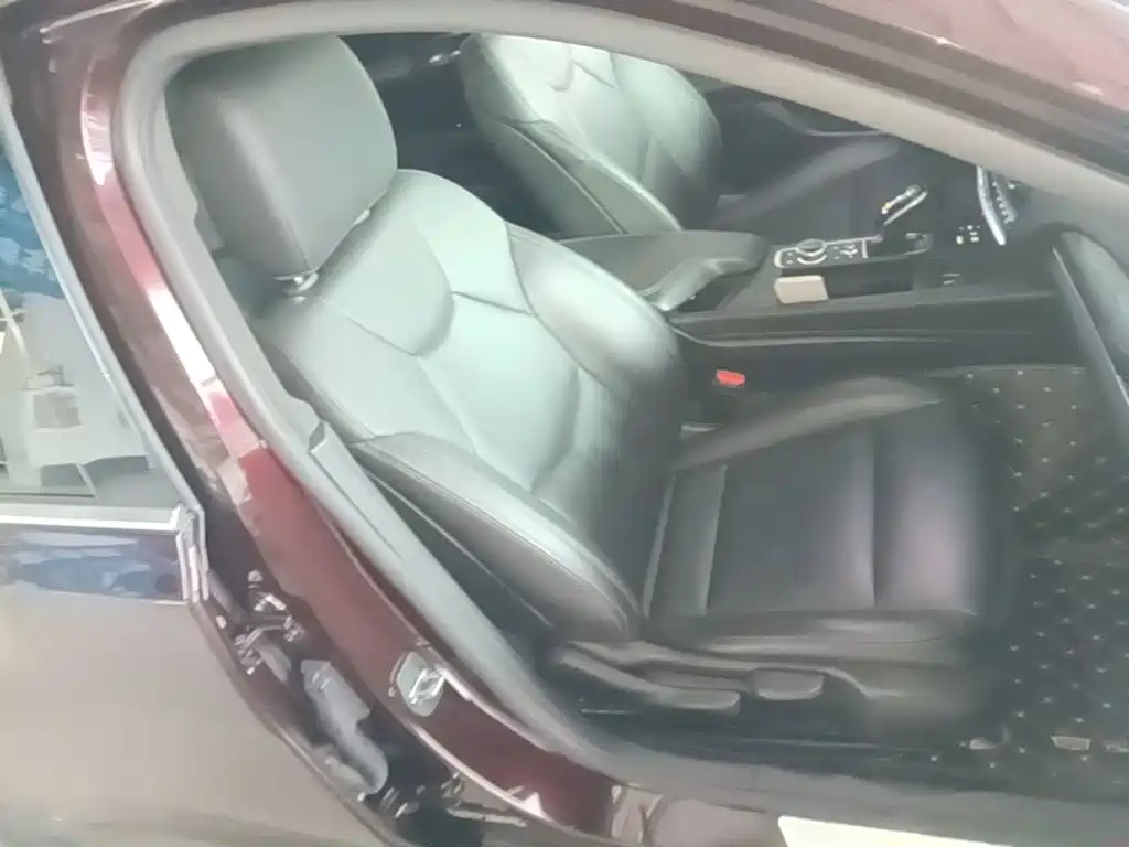 Фото 25 - Cadillac CT5