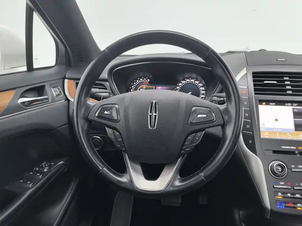 Lincoln MKC 2019 2018 2.0T FWD Elegance Edition