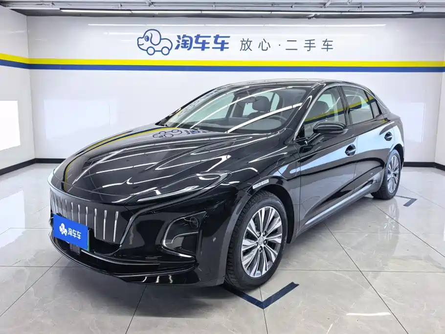 Hongqi E-QM5 2024 — пригон из Китая