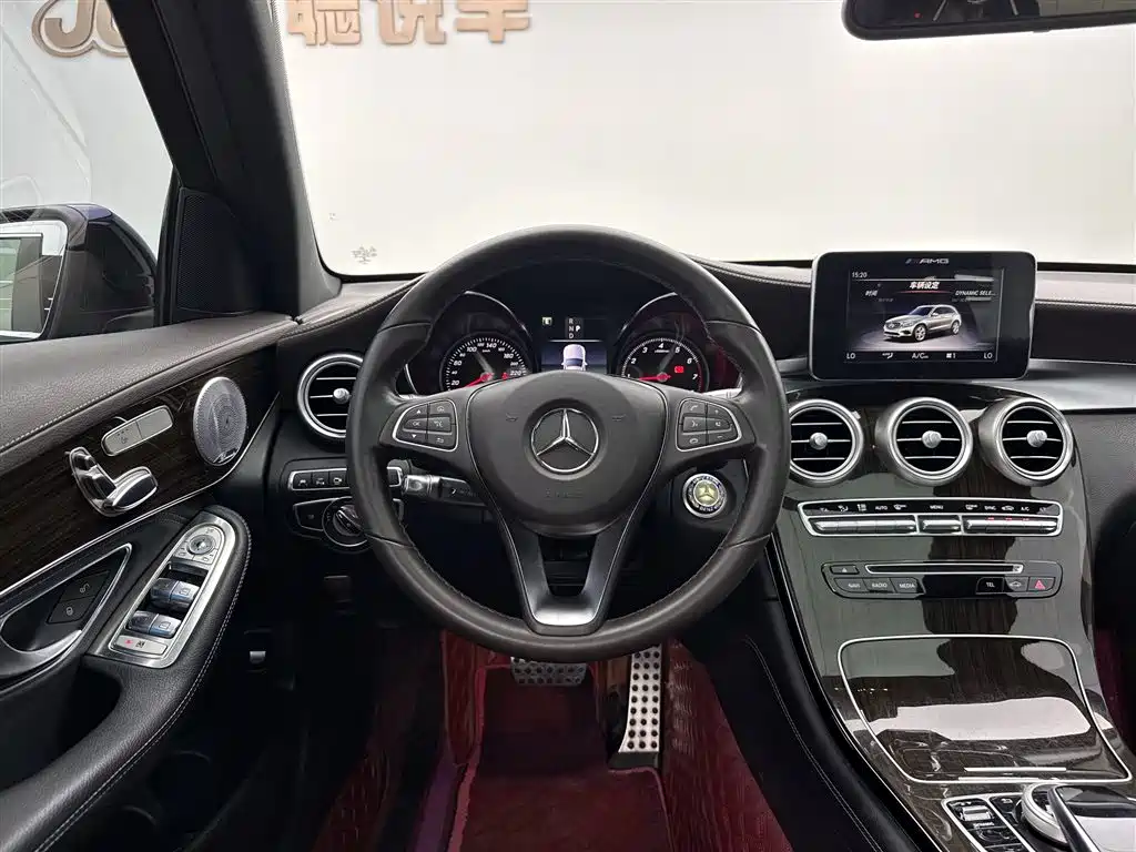 Mercedes-Benz GLC 2018 GLC 260 4MATIC Luxury фото 9