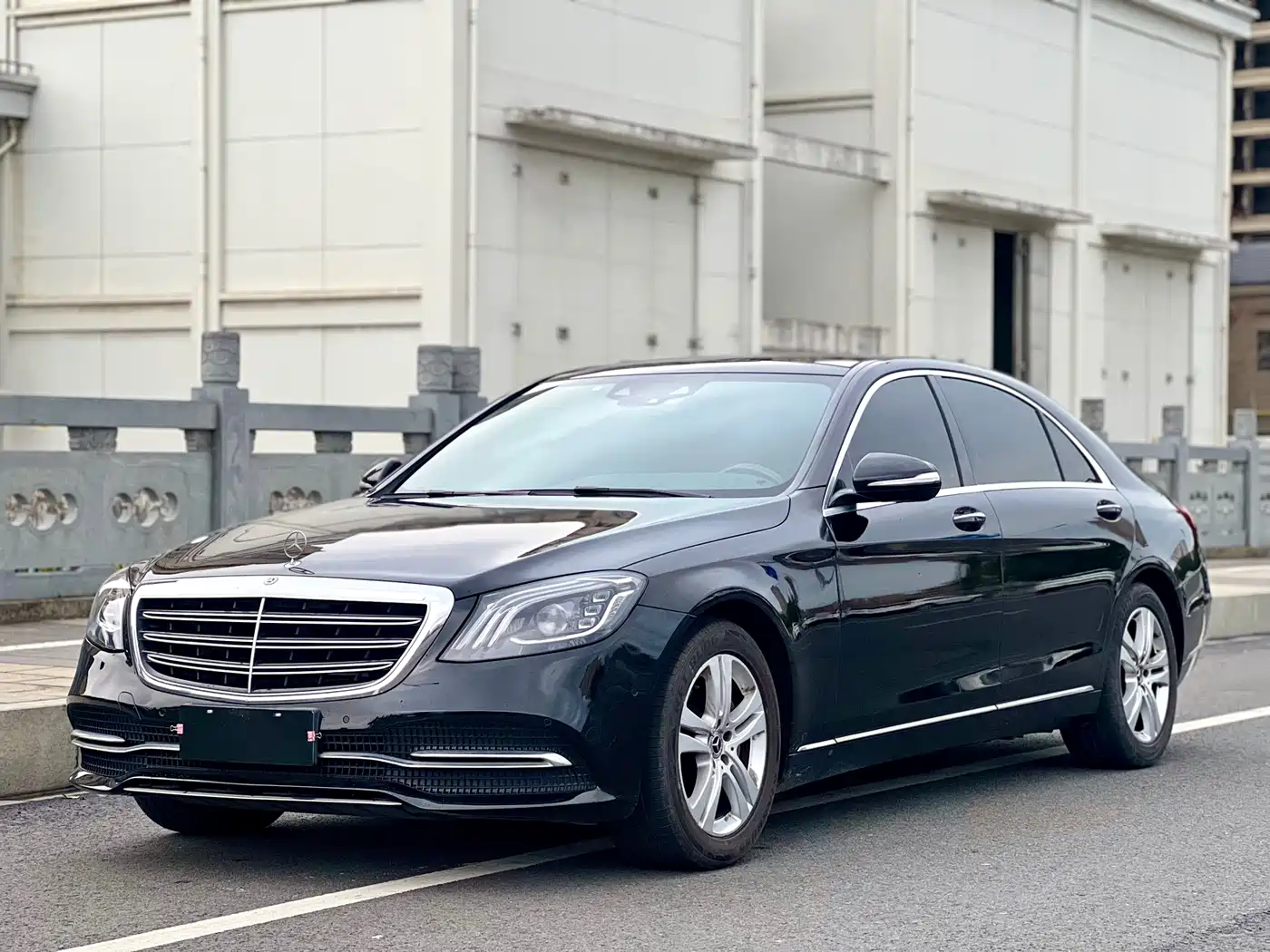 Mercedes-Benz S-Class 2019 S 350 L Premium Ultimate Edition фото 2