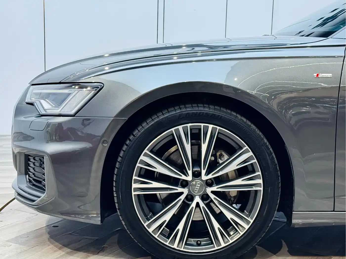 Audi A6L 2019 45 TFSI quattro Exclusive Dynamic фото 27