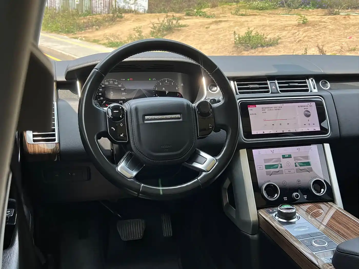 Land Rover Range Rover 2018 3.0 SC V6 Golden Age Edition фото 5