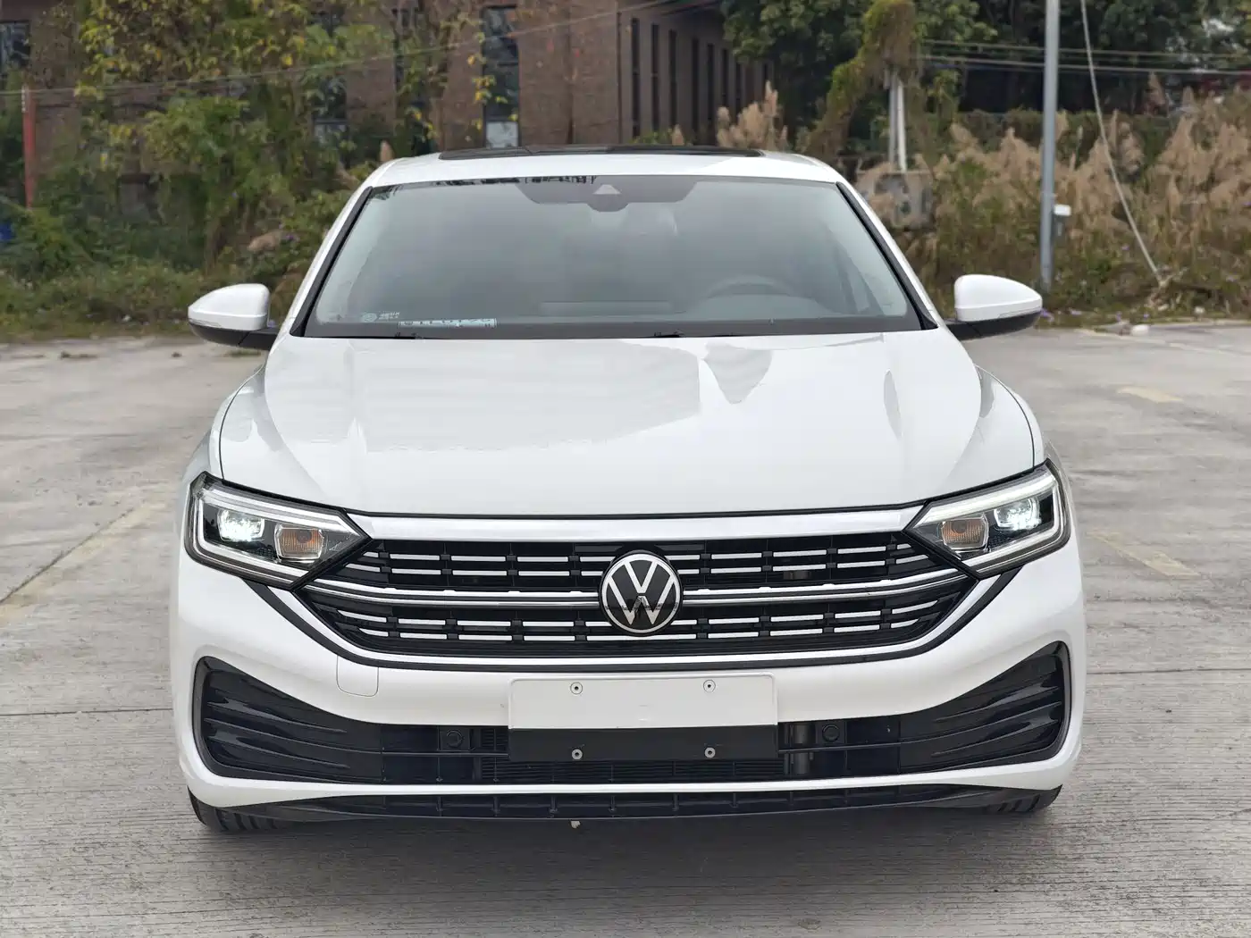 Volkswagen Sagitar 2023 300TSI DSG Surpassing Edition фото 2