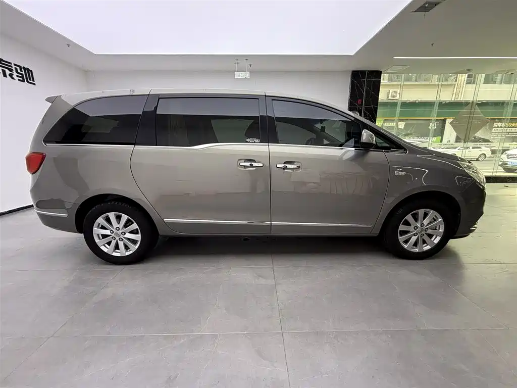 Buick GL8 2018 28T Luxury Model China VI фото 4