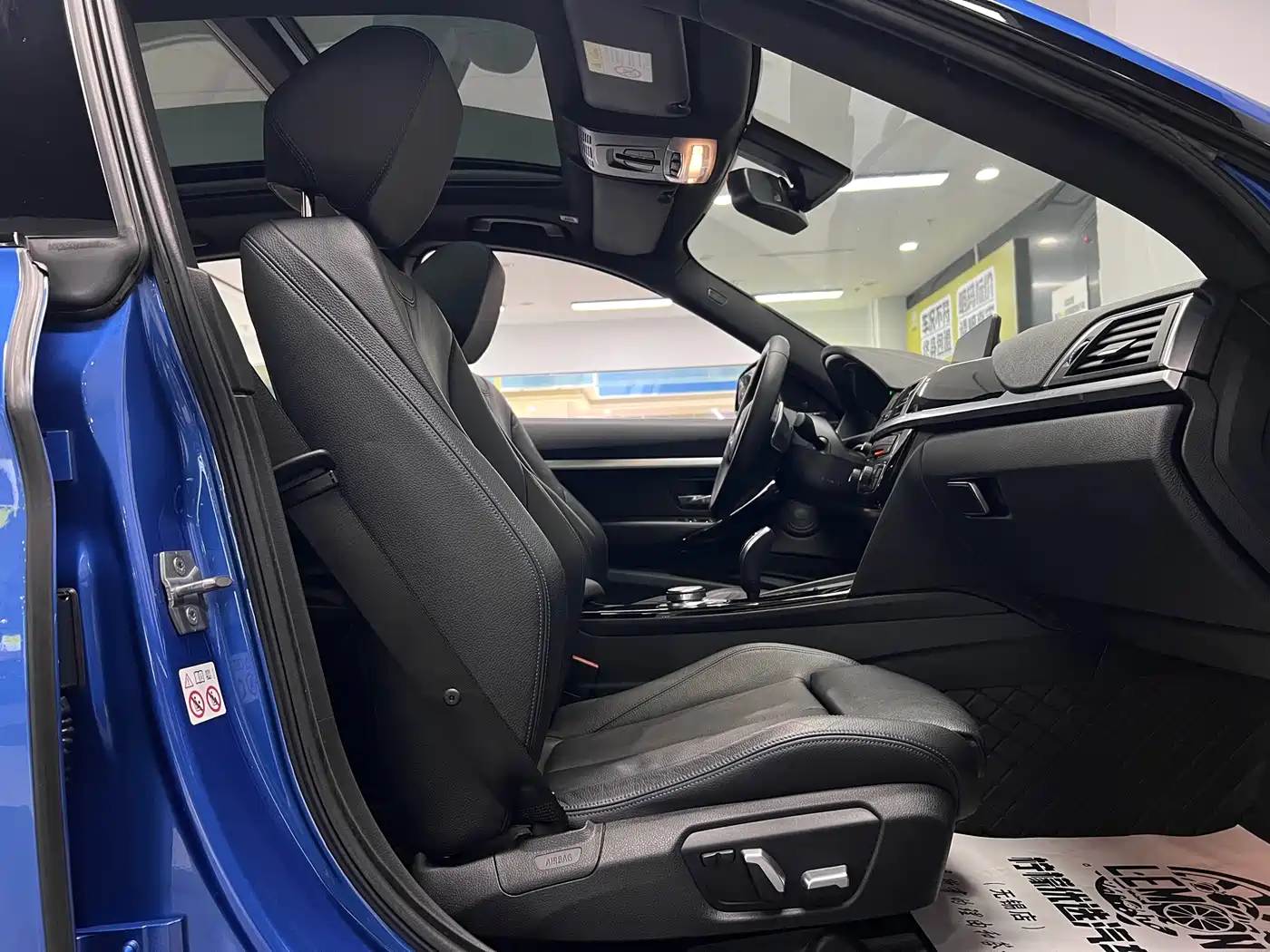 BMW 3 Series GT 2019 320i M Sport Black Night Edition фото 26