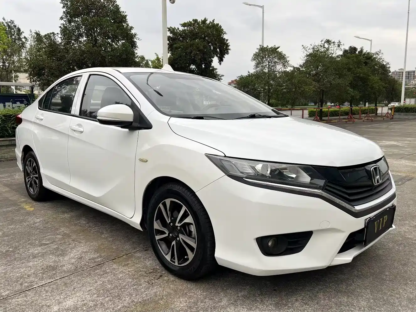 Honda Greiz 2018 2016 1.5L CVT Classic Edition