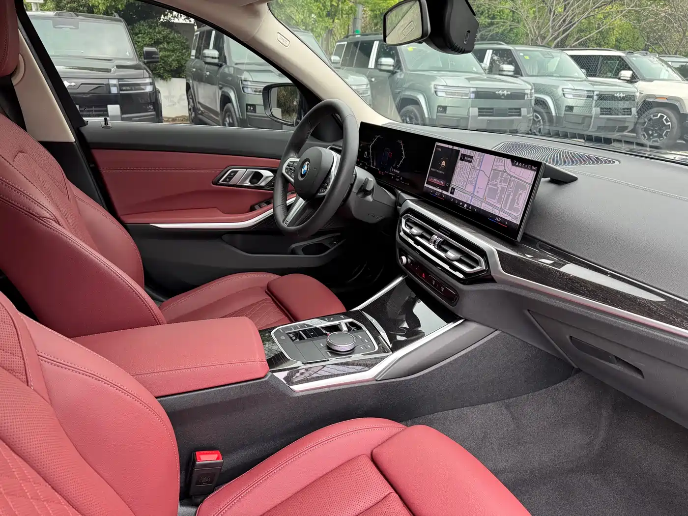 BMW 3 Series 2024 325Li M Sport Package фото 18